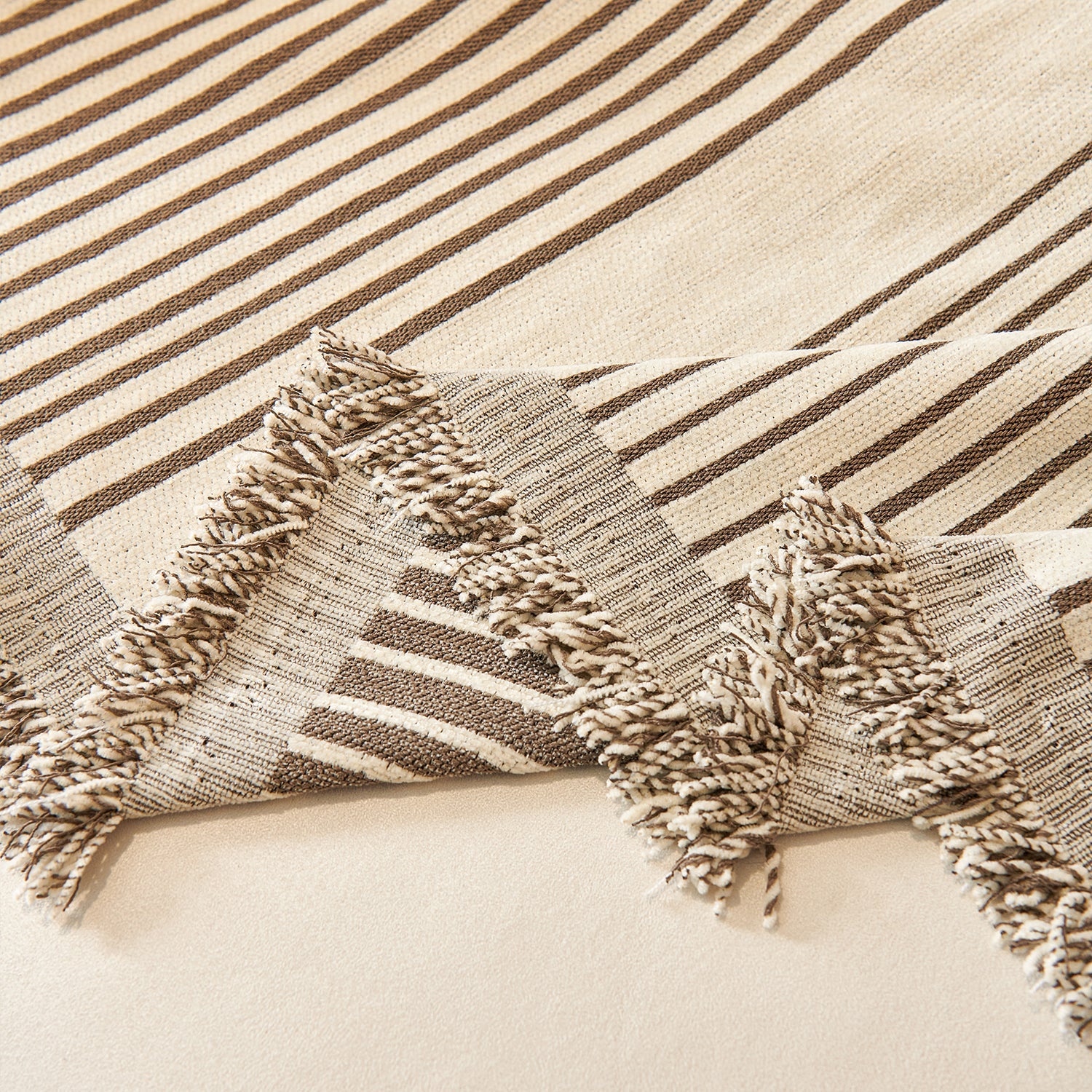 Velluxe Sofakover™ | Where Protection Meets Design