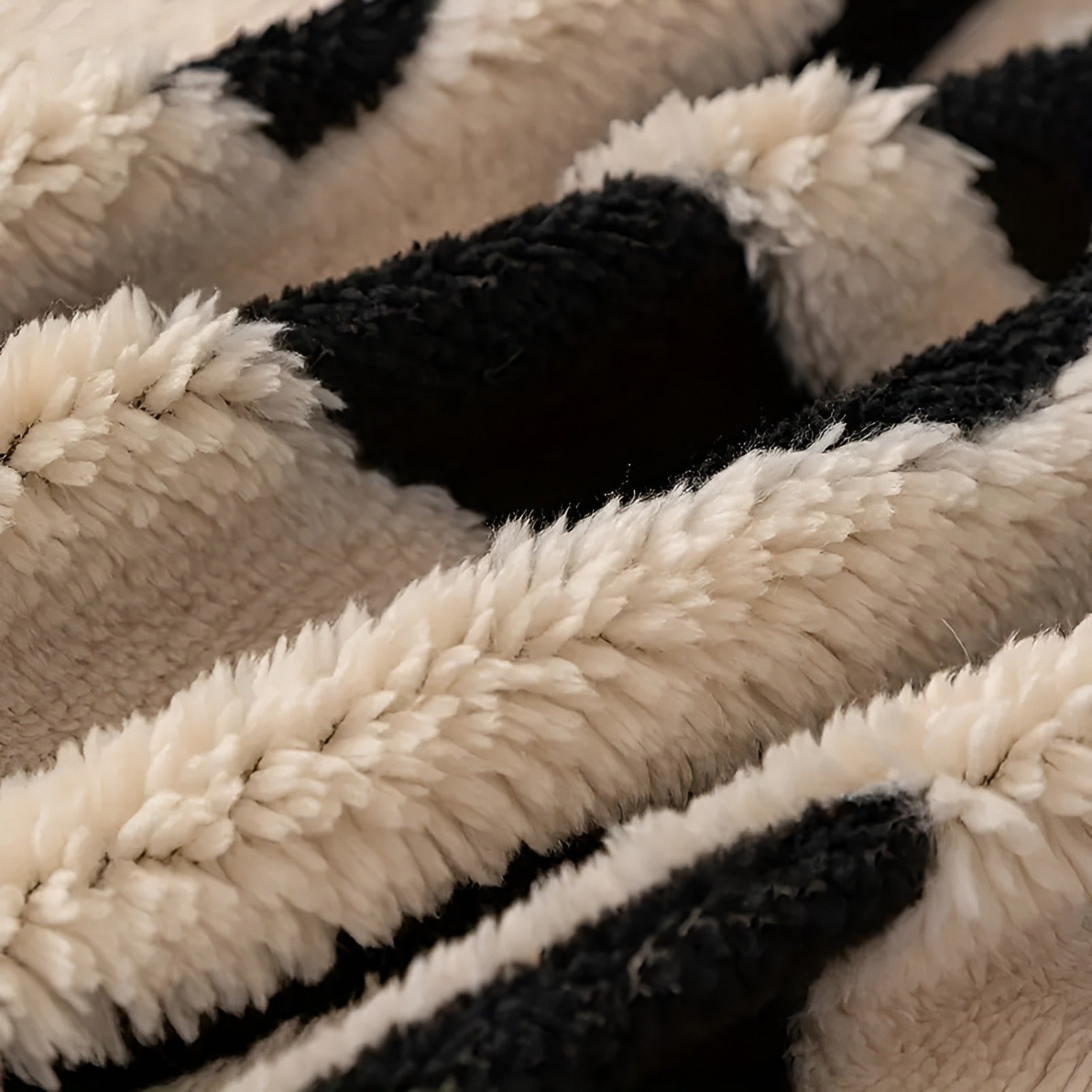 Maisonelle Sofakover™ | Where Protection Meets Design