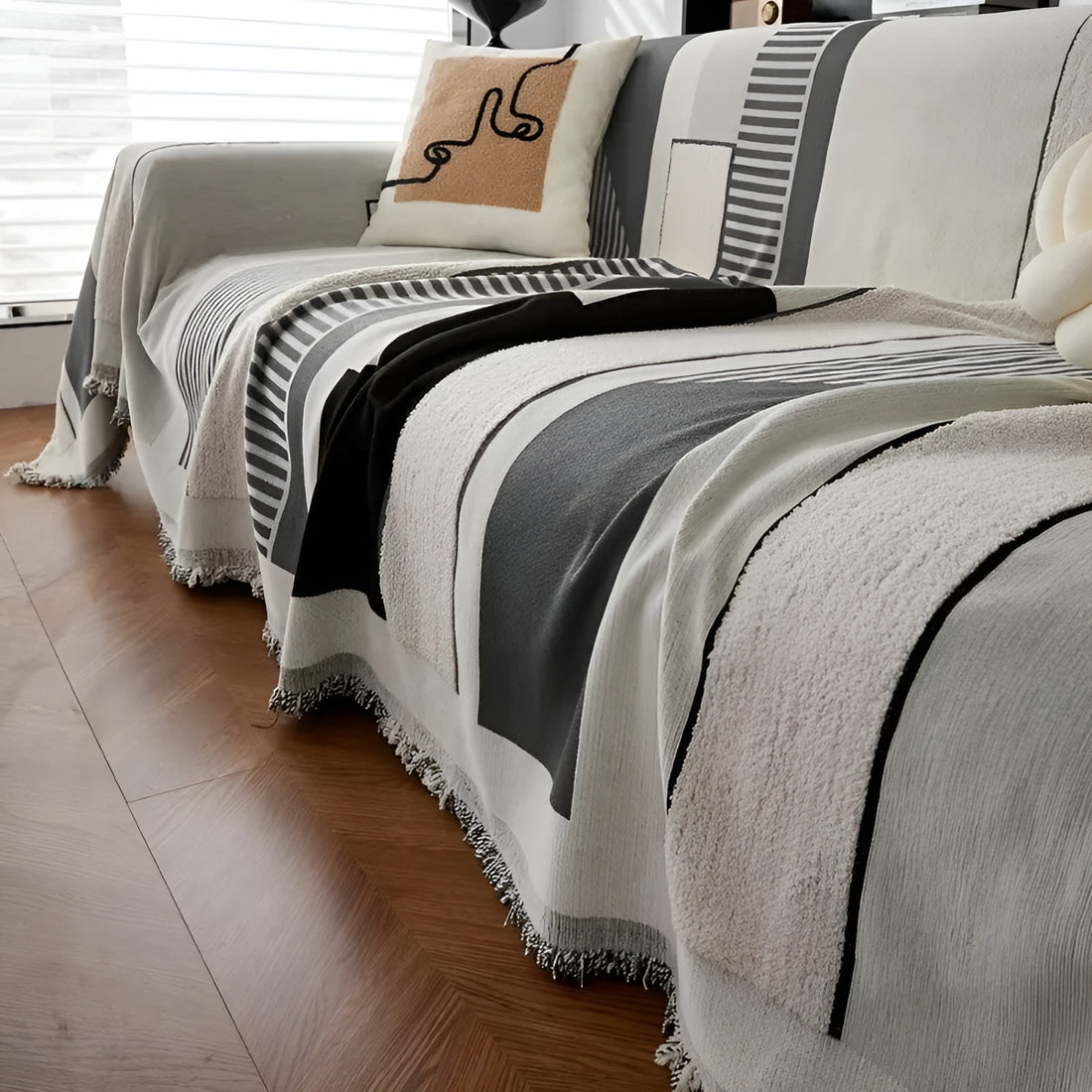 Lioraé Sofakover™ | Where Protection Meets Design